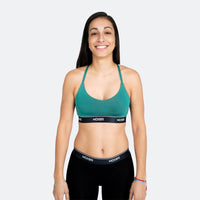 Ana wears a size M
