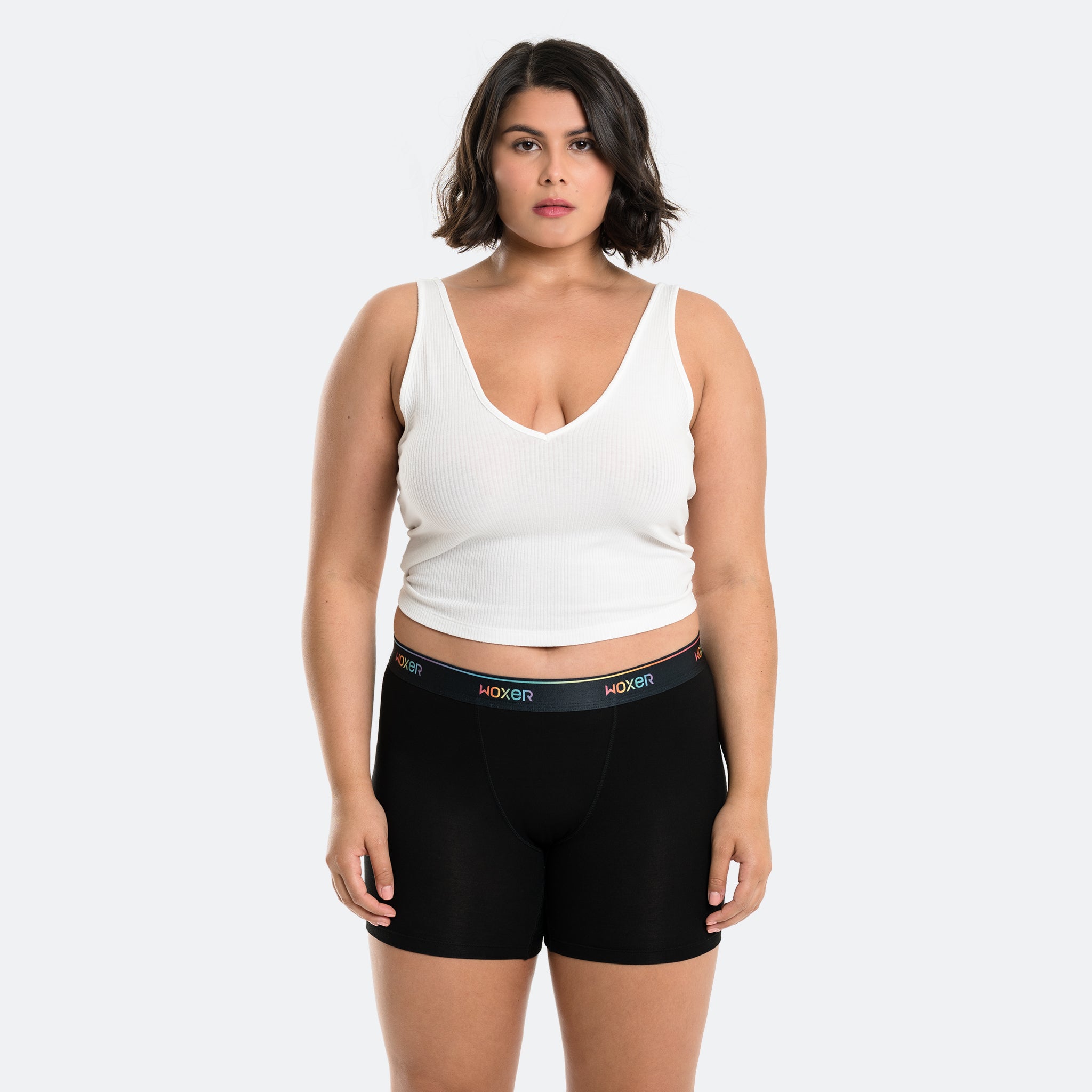 Alexa wears a size XL