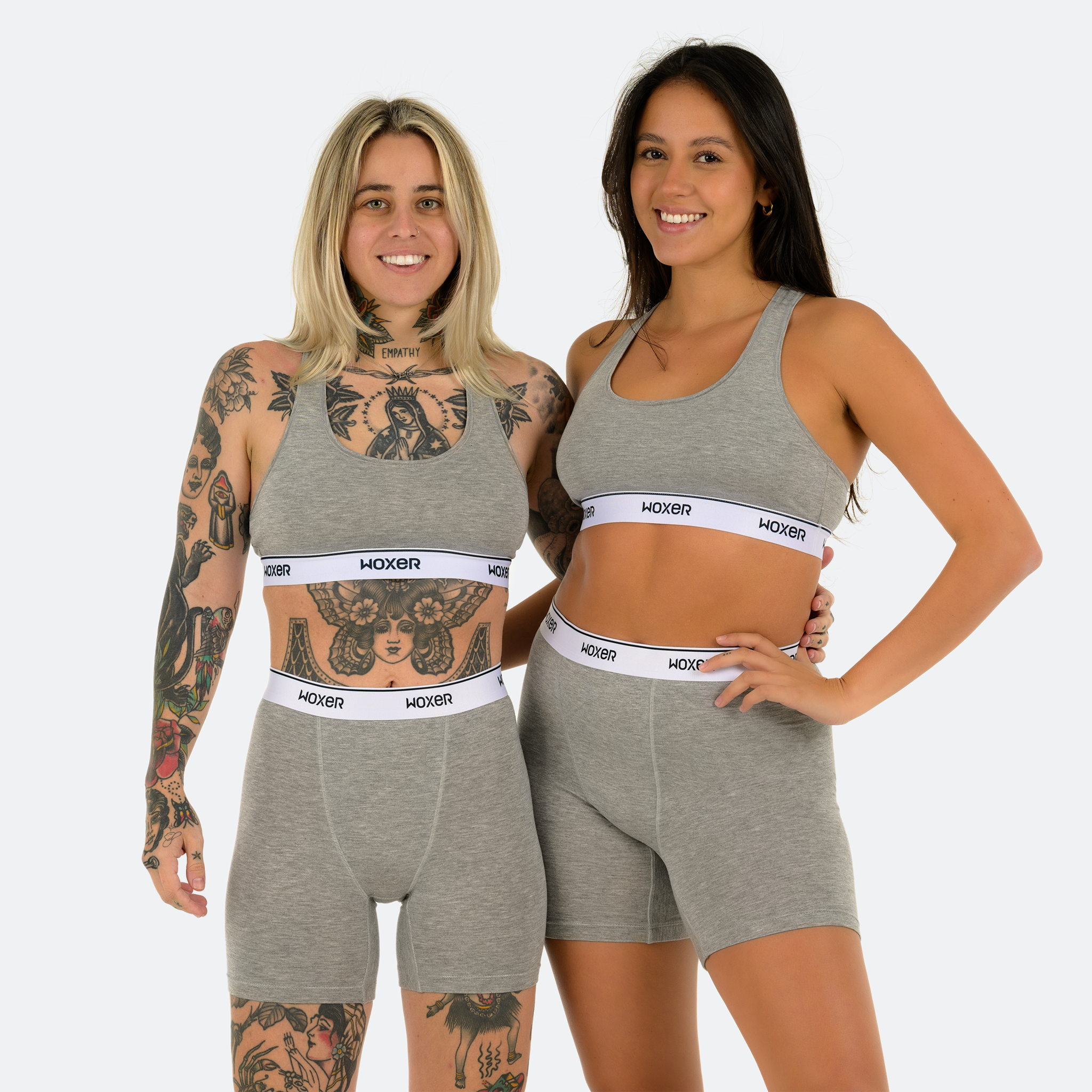 Carla wears a size L, Ried wears a size S
