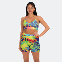Carla wears a size L
