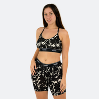 Michela wears a size L