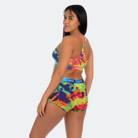 Carla wears a size L