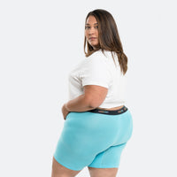 Olivia wears a size 2XL