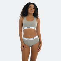 Cece wears a size S