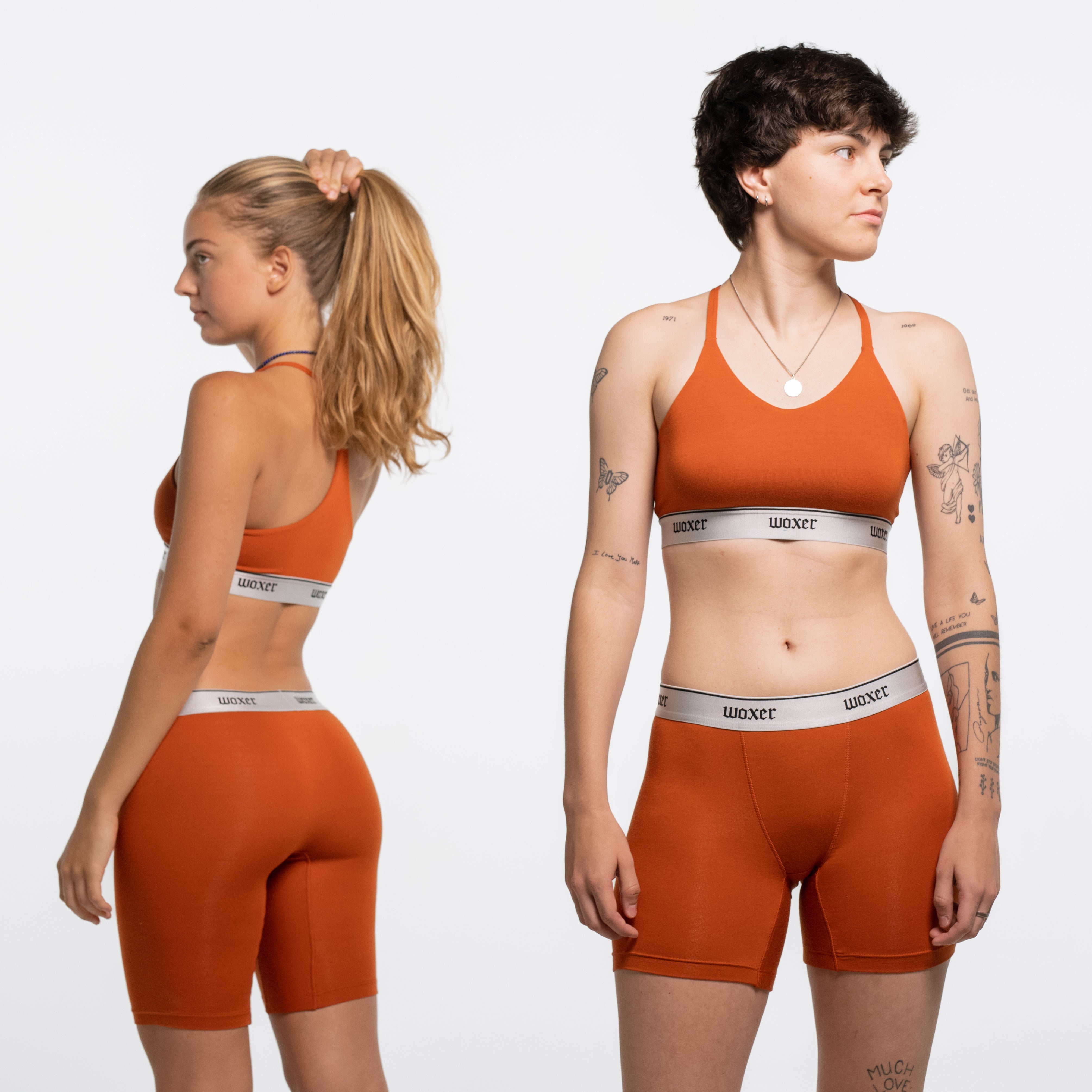 Angelica wears a size S, Gabbie wears a size M