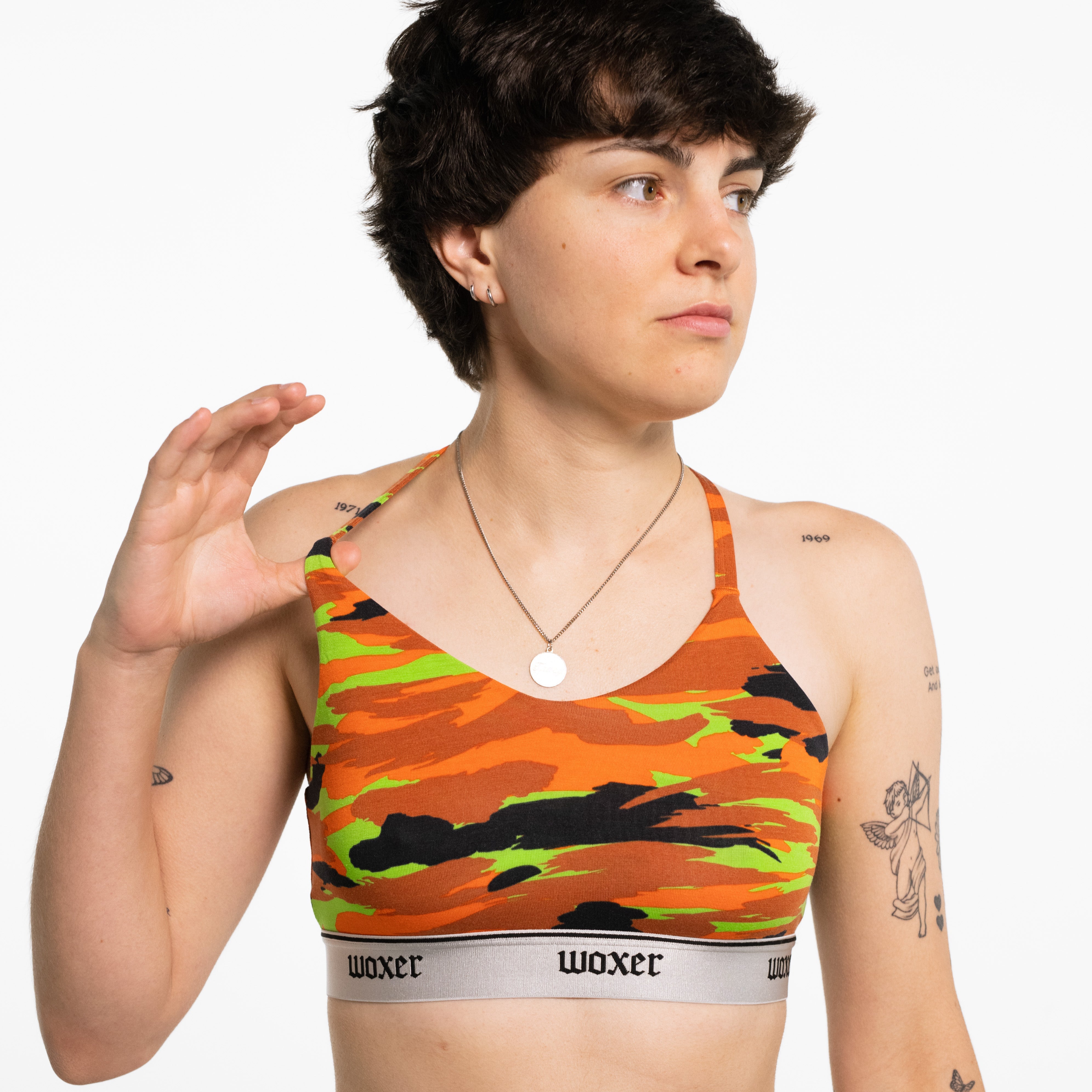 Gabbie wears a size M