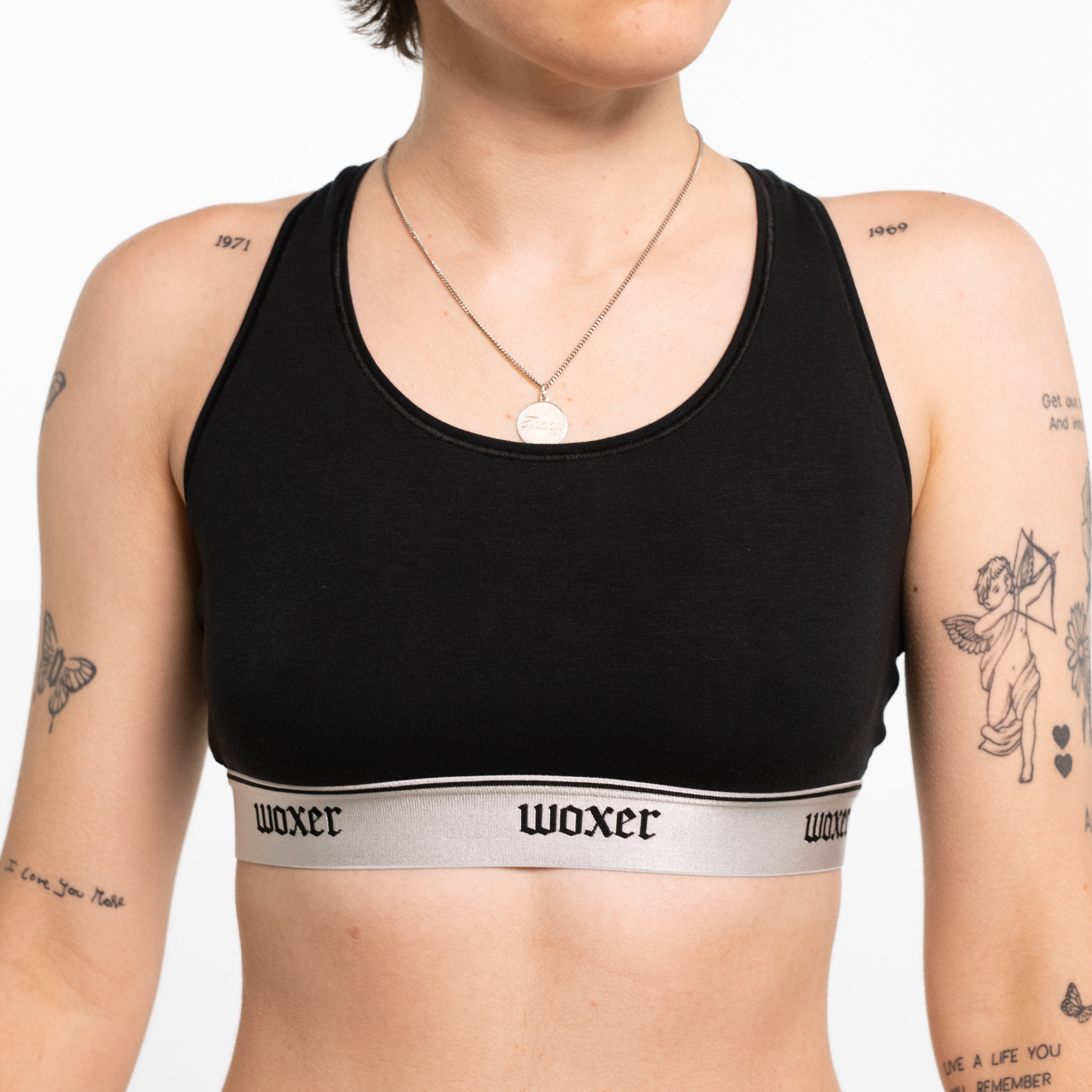 Gabbie wears a size M