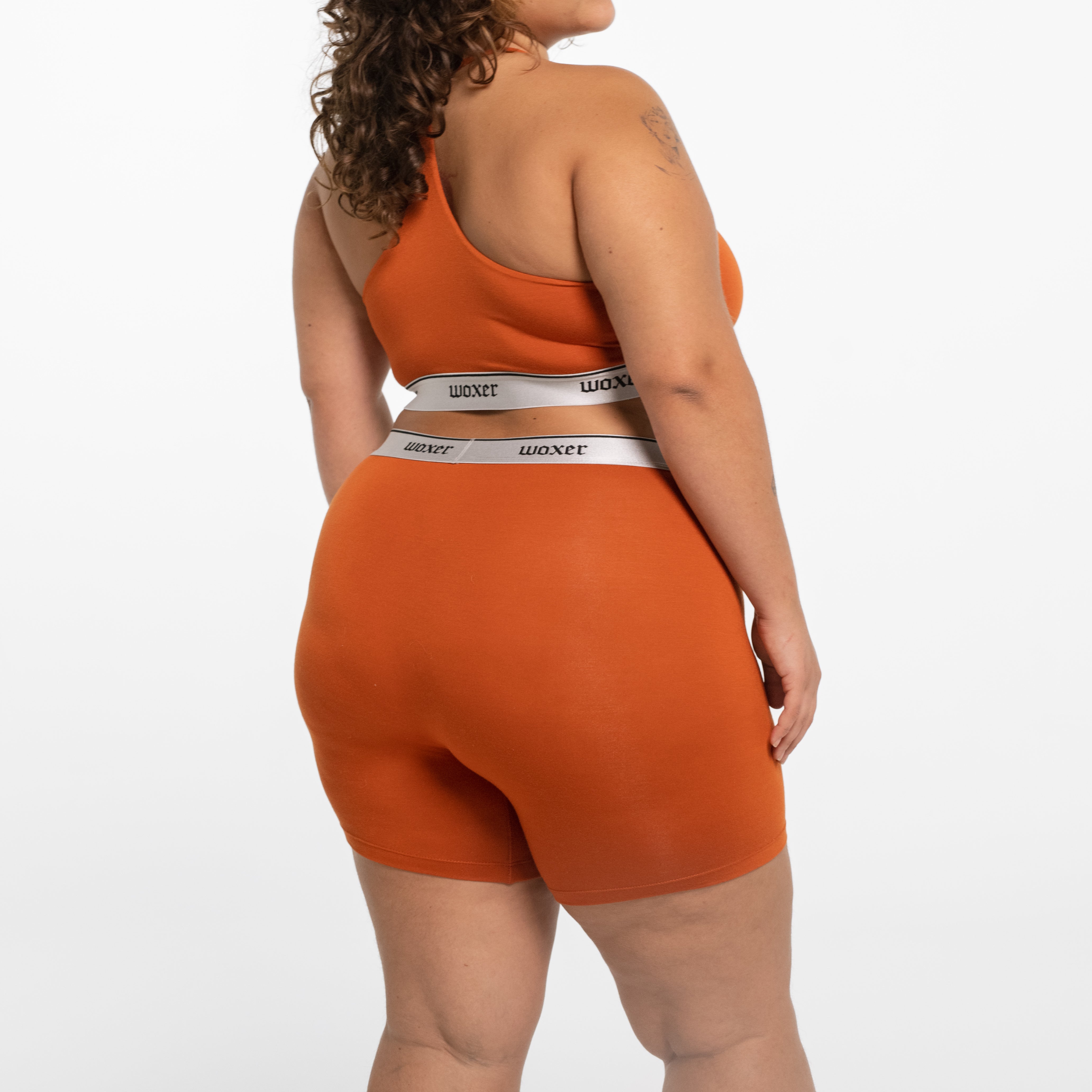 Aymeth wears a size XL (edited) 