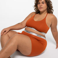 Aymeth wears a size XL