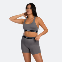 Carla wears a size L