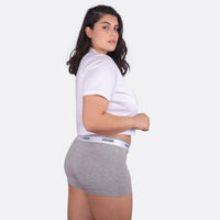 Alexa wears a size XL