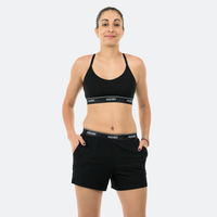 Ana wears a size M