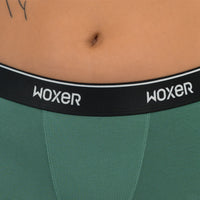Nadine wears a size S