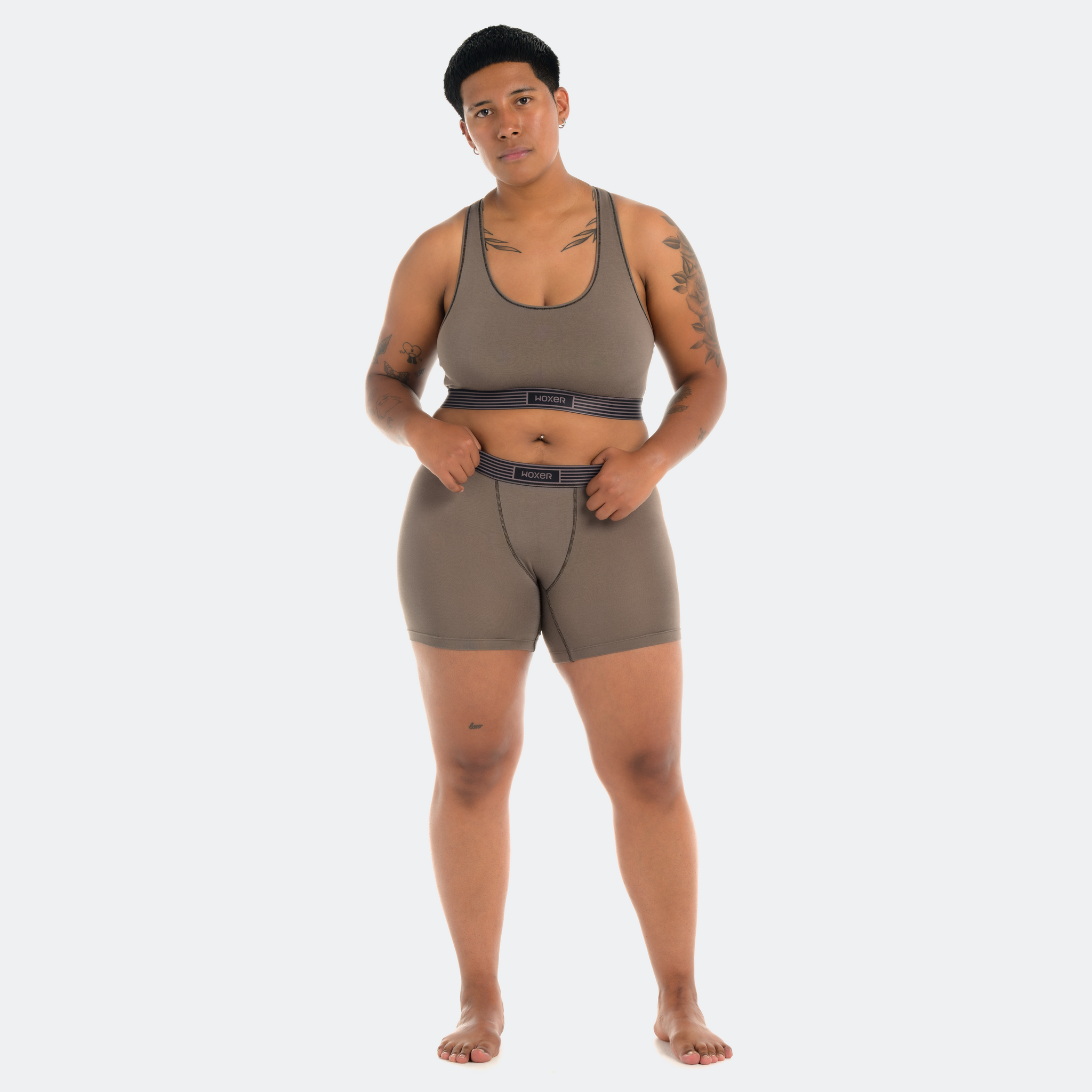 Gabby wears a size L