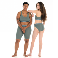 Gabby wears a size L, Jilian wears a size M