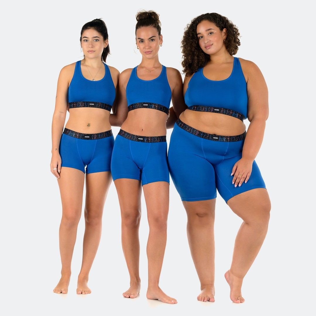 Emilies & Mia wears a size S, Jaadia wears a size 3XL
