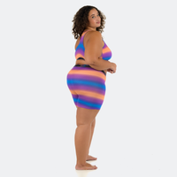 Jaadia wears a size 3XL