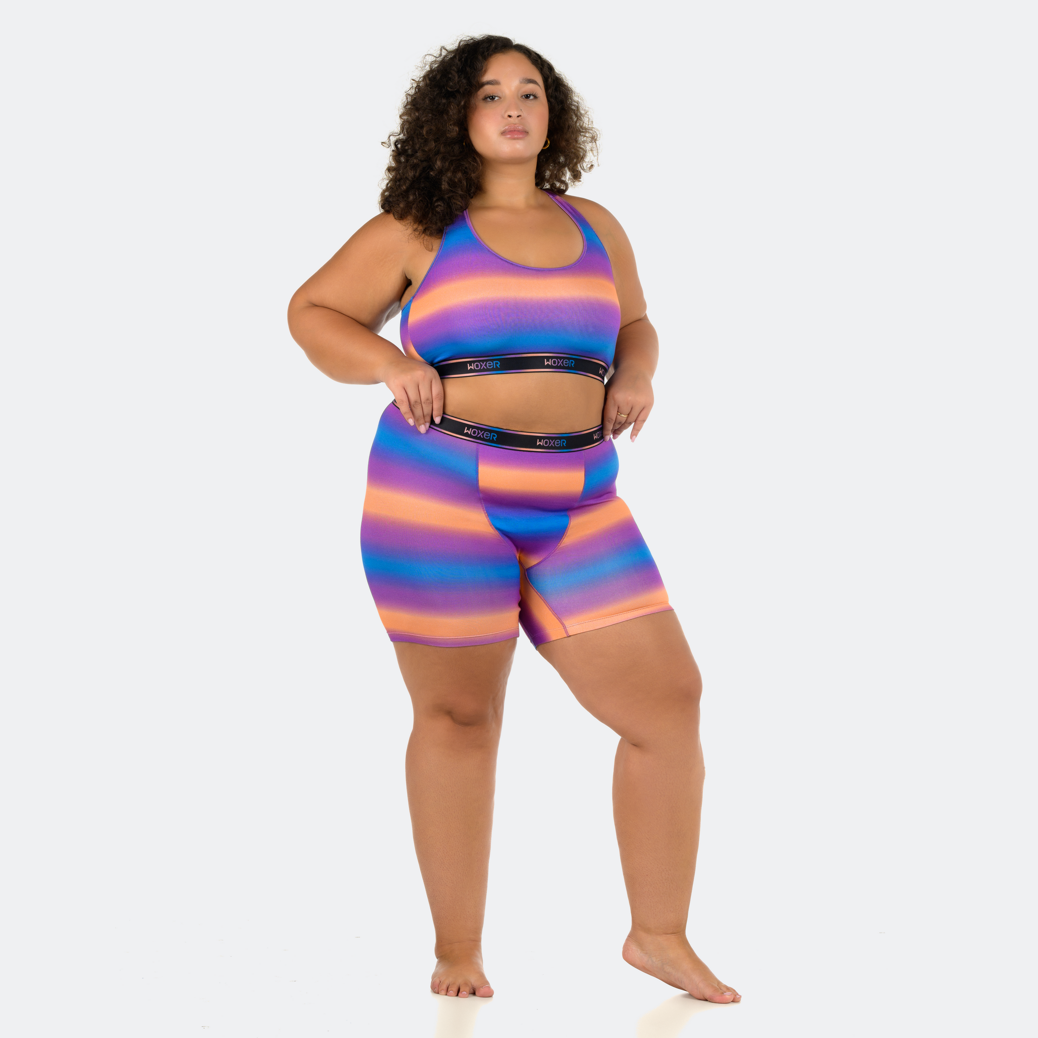 Jaadia wears a size 3XL