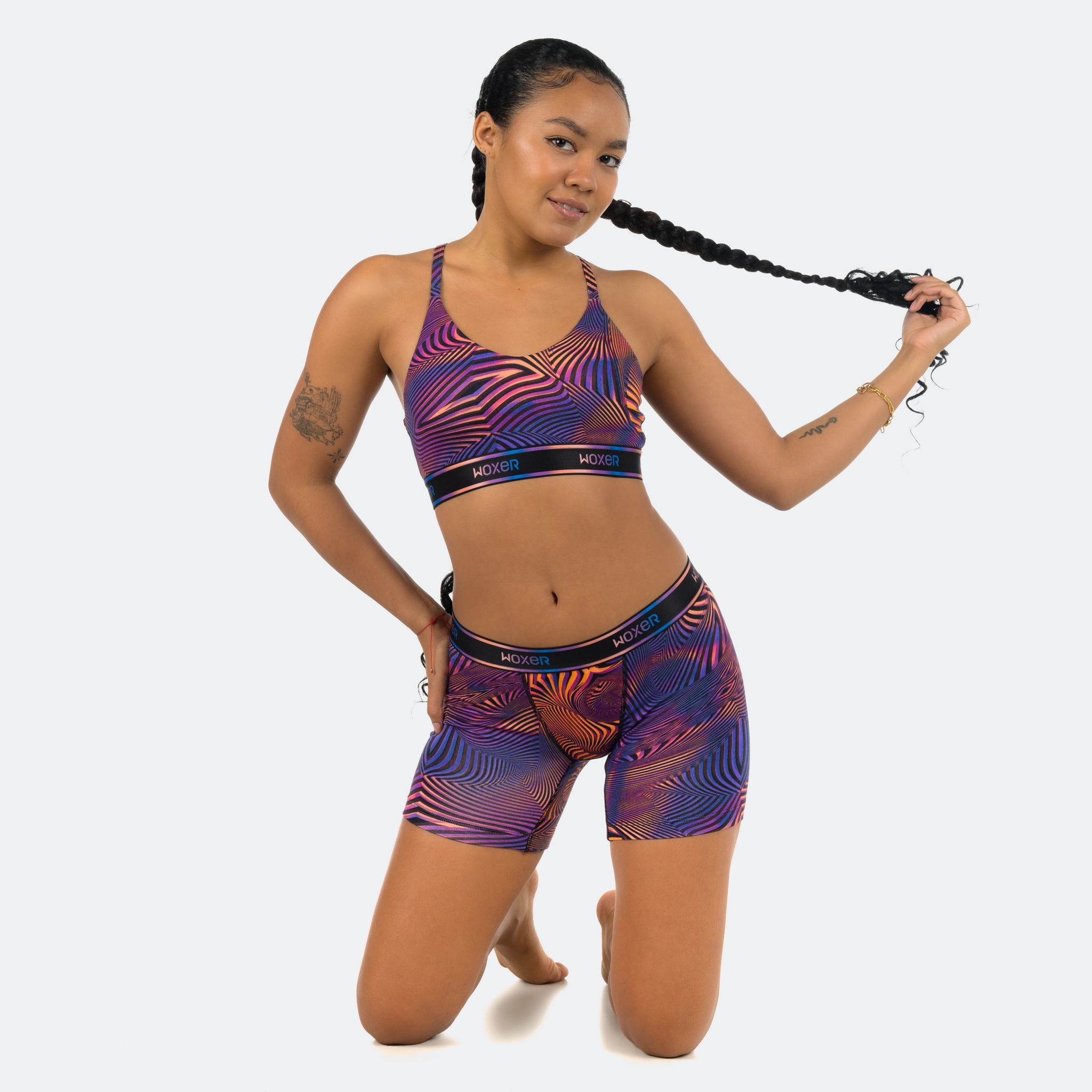 Cece wears a size S