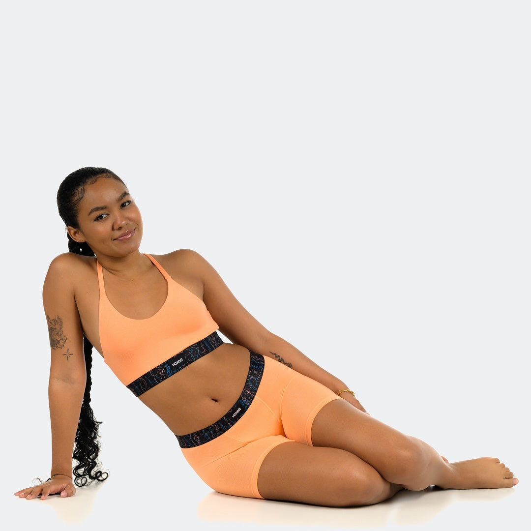 Cece wears a size S