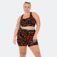 Niki wears a size XL
