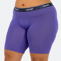 Aymeth wears a size XL