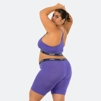 Aymeth wears a size XL