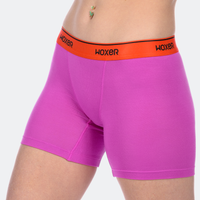 Daniel wears a size S