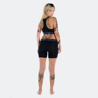 Lauren wears a size S