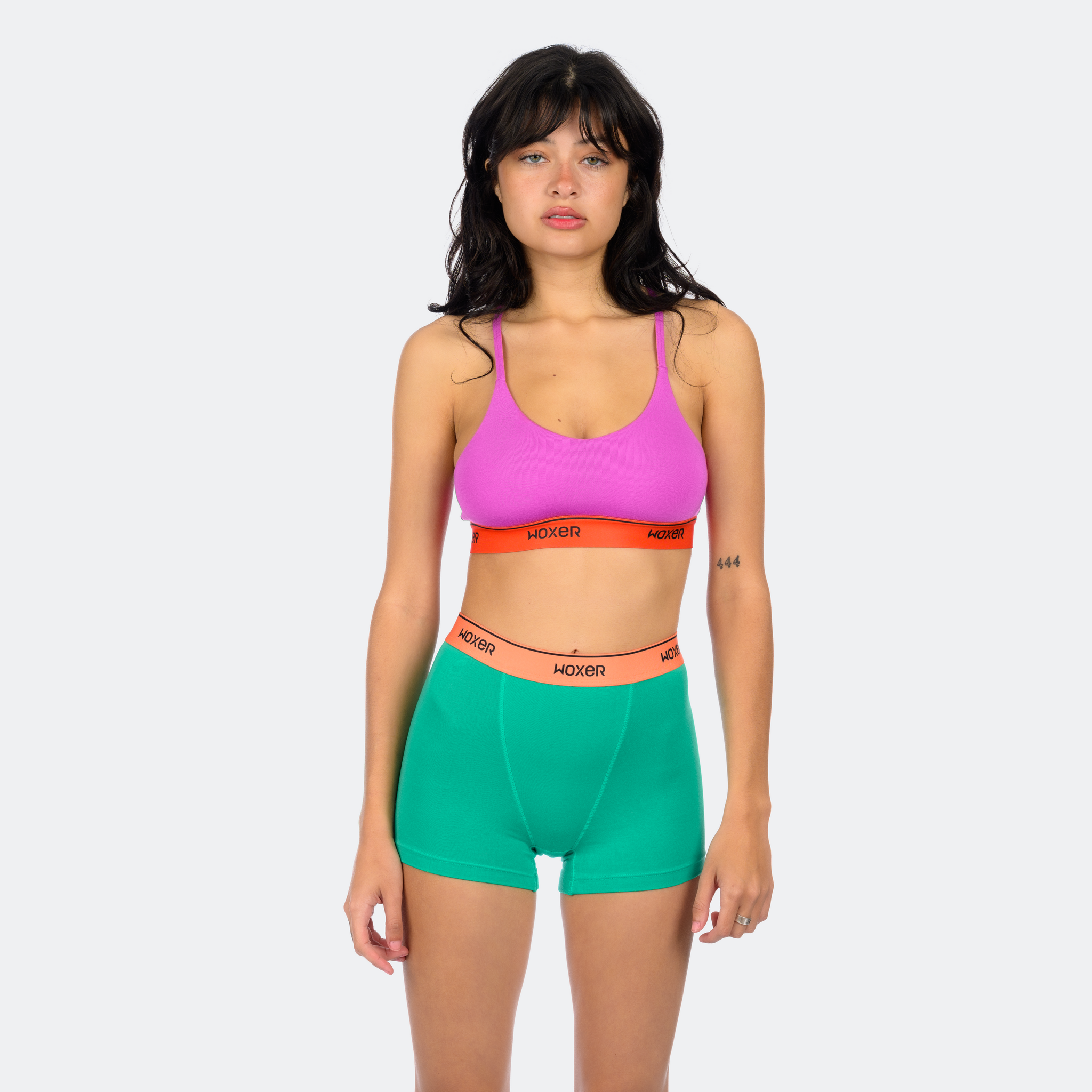 Ashlee wears a size S