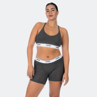 Ivania wears a size L
