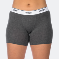 Ivania wears a size L