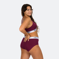 Megan wears a size L