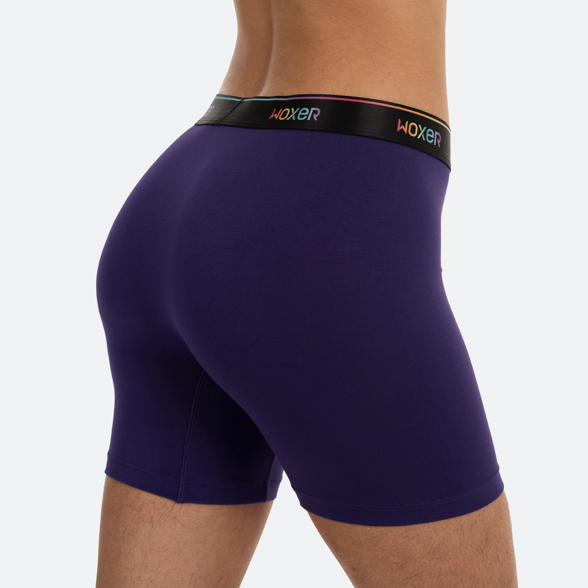 Paola wears a size S